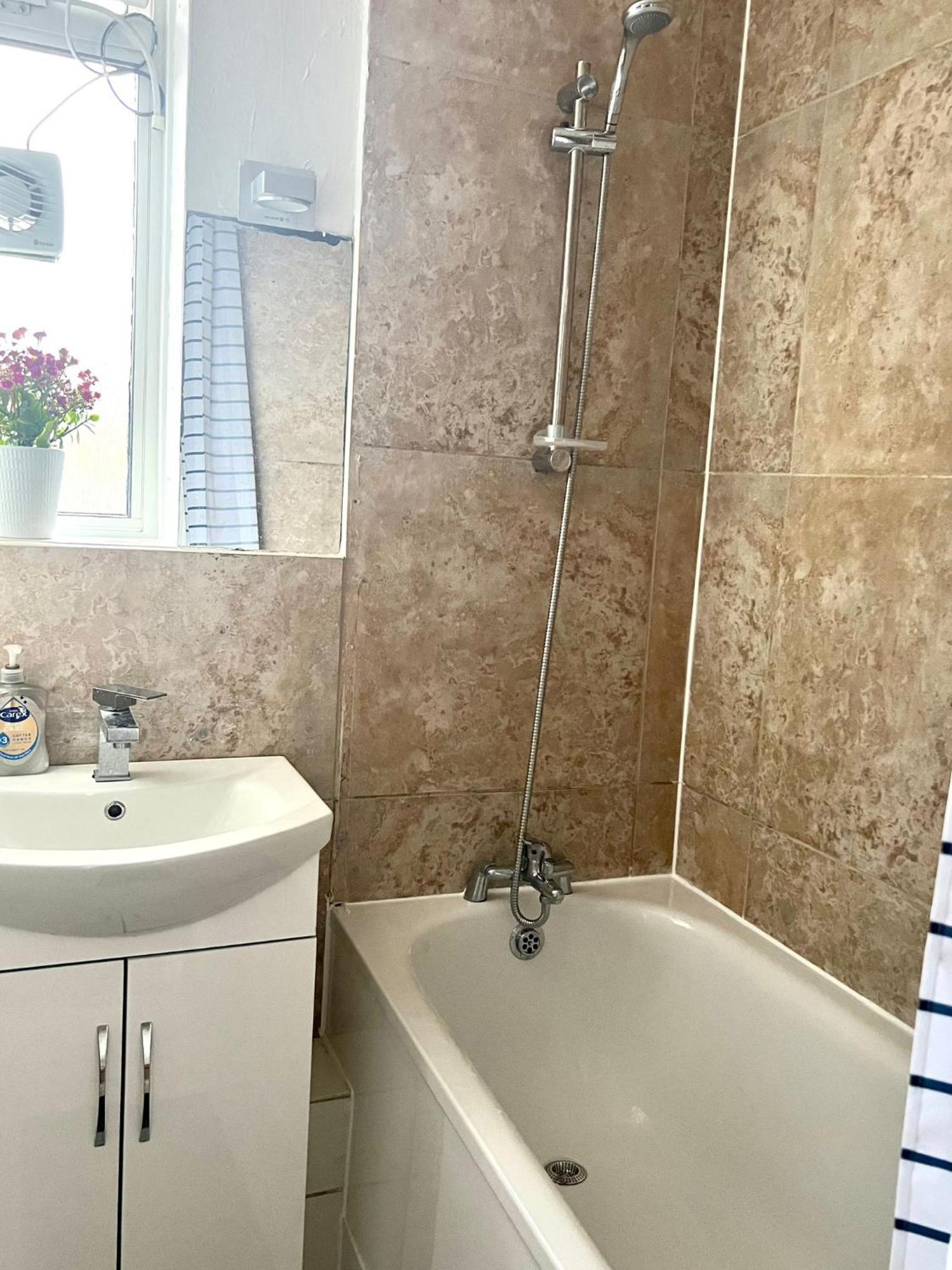 Privatunterkunft Spacious Double Near The City London